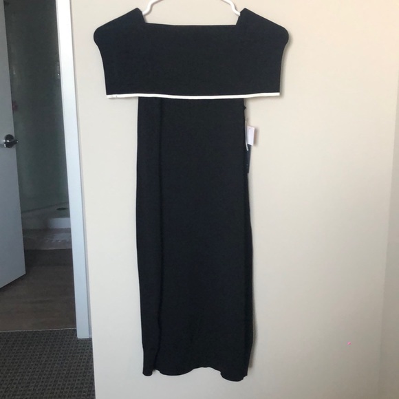 Aritzia Dresses & Skirts - Black sleeveless dress